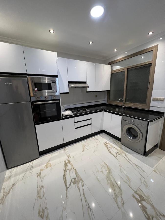 1 Apartment De Luxe Hay Almatar Надор Екстер'єр фото
