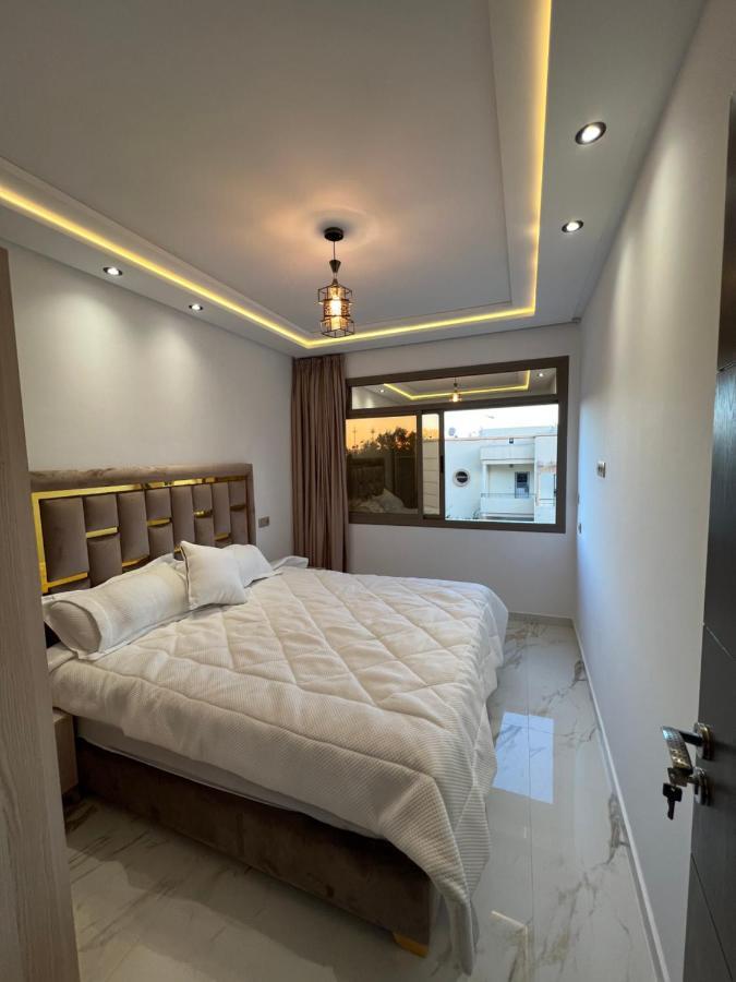 1 Apartment De Luxe Hay Almatar Надор Екстер'єр фото